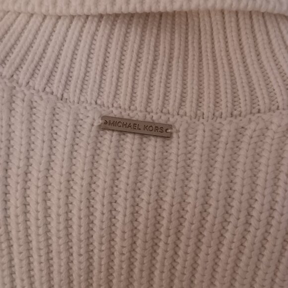 Michael Kors heavy sleeveless vest, size XL, white - Picture 2 of 5